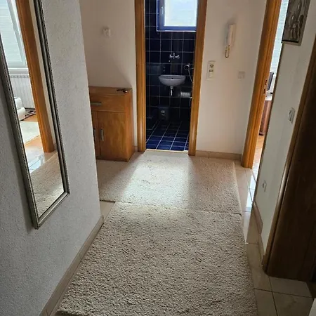 Apartman Naida Apartament *